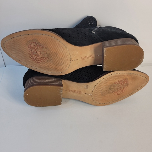 Vince Camuto ankle boots size 10M - Picture 10 of 11